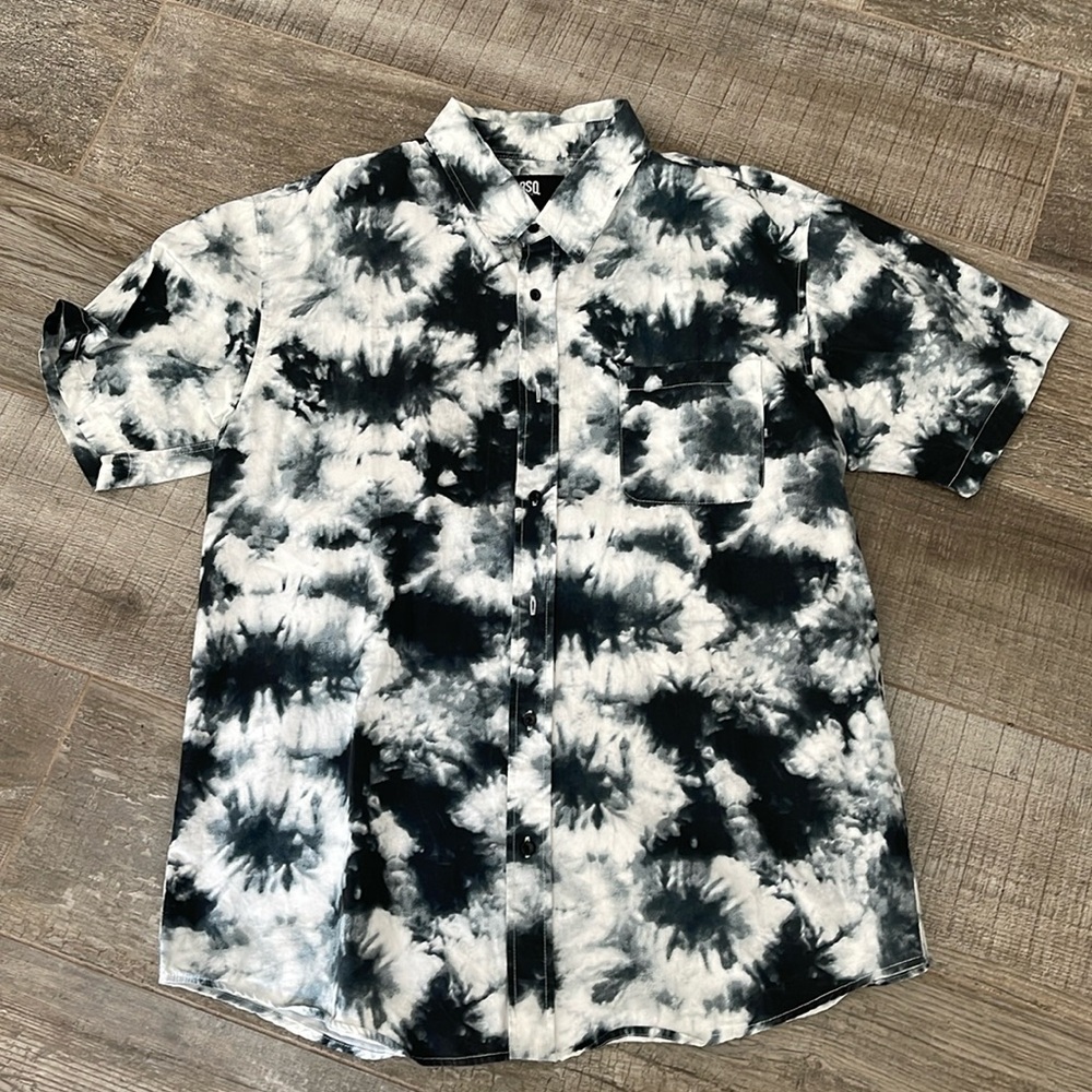 Men’s RSQ Button Up Shirt